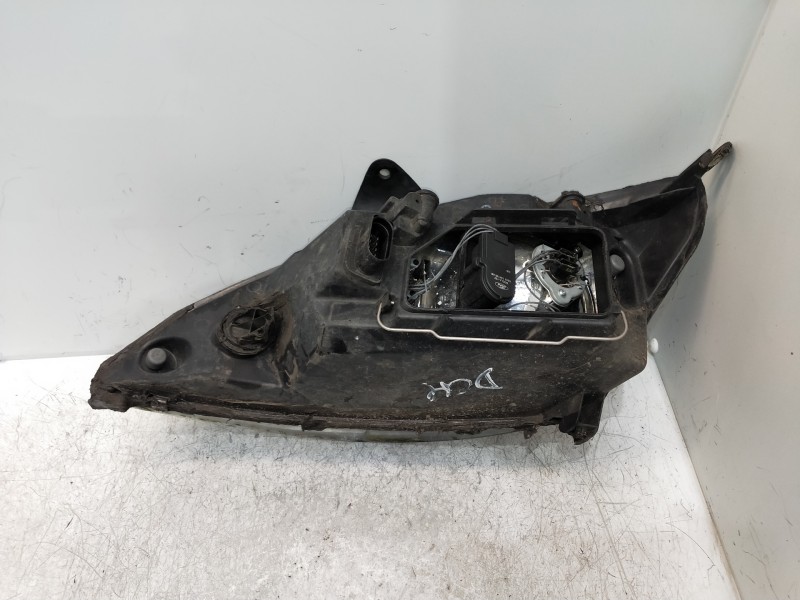 Recambio de faro derecho para ford focus berlina (cak) ambiente referencia OEM IAM 2M5113100BD  OJO VER FOTOS