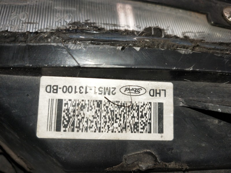 Recambio de faro derecho para ford focus berlina (cak) ambiente referencia OEM IAM 2M5113100BD  OJO VER FOTOS