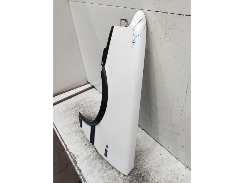 Recambio de aleta delantera izquierda para fiat uno (146) 70 super referencia OEM IAM   