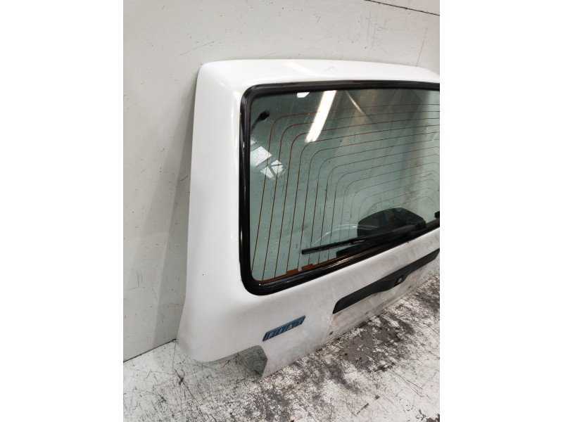 Recambio de porton trasero para fiat uno (146) 70 super referencia OEM IAM   