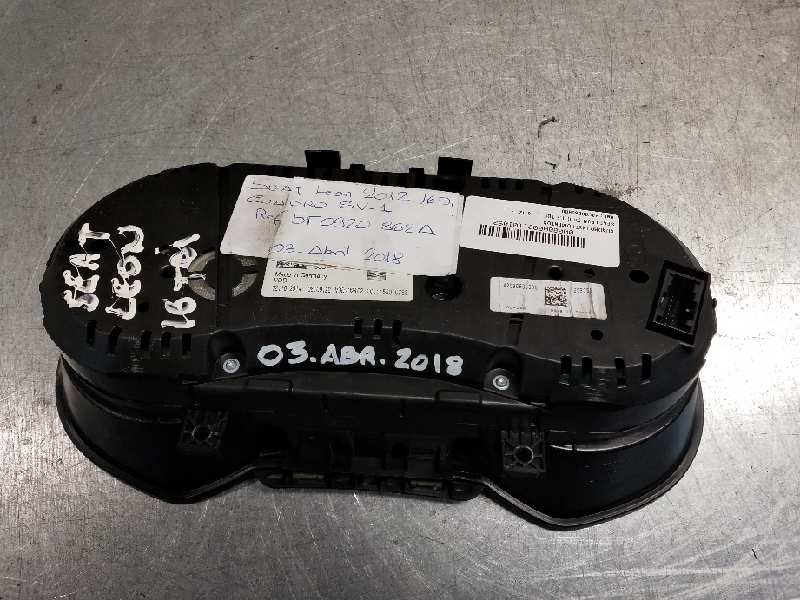 Recambio de cuadro instrumentos para seat leon (5f1) 1.6 tdi referencia OEM IAM 5F0920862A 2AC90680600  Recambio de cuadro instrumentos para seat leon (5f1) 1.6 tdi referencia OEM IAM 5F0920862A 2AC90680600