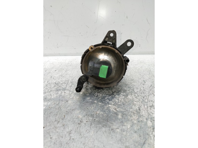 Recambio de faro antiniebla izquierdo para volvo s40 berlina 2.0 d kinetic referencia OEM IAM 0305065001  