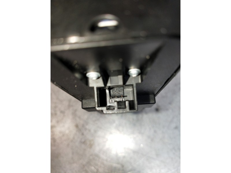 Recambio de mando elevalunas delantero izquierdo para volvo s40 berlina 2.0 d kinetic referencia OEM IAM 30795081 03451700 