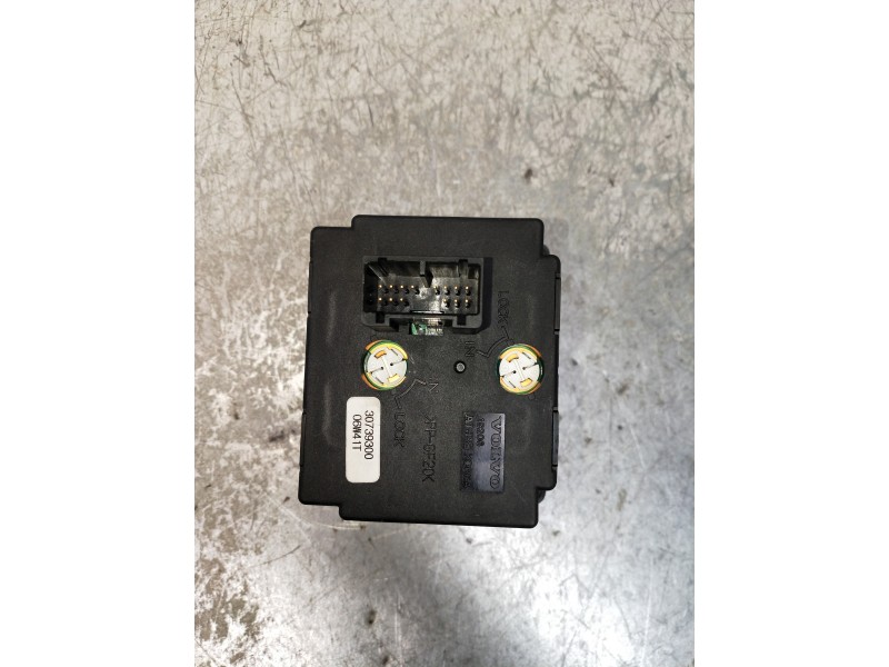 Recambio de mando luces para volvo s40 berlina 2.0 d kinetic referencia OEM IAM 30739300  