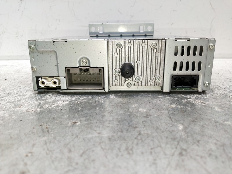 Recambio de sistema audio / radio cd para volvo s40 berlina 2.0 d kinetic referencia OEM IAM 30732850AA 31210405AA 