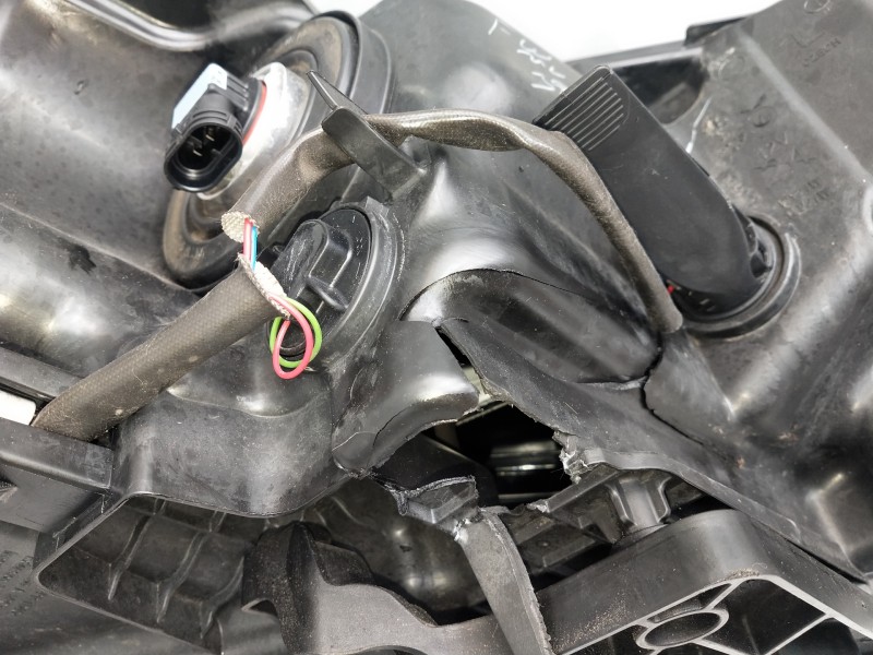 Recambio de faro izquierdo para nissan qashqai (j11) acenta referencia OEM IAM 10019009 VER FOTOS 