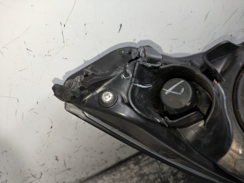 Recambio de faro izquierdo para nissan qashqai (j11) acenta referencia OEM IAM 10019009 VER FOTOS 