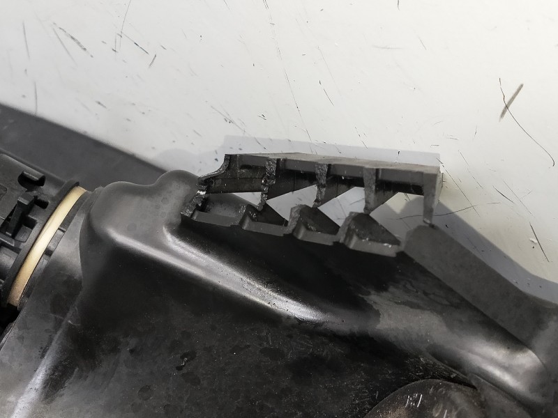 Recambio de faro izquierdo para nissan qashqai (j11) acenta referencia OEM IAM 10019009 VER FOTOS 