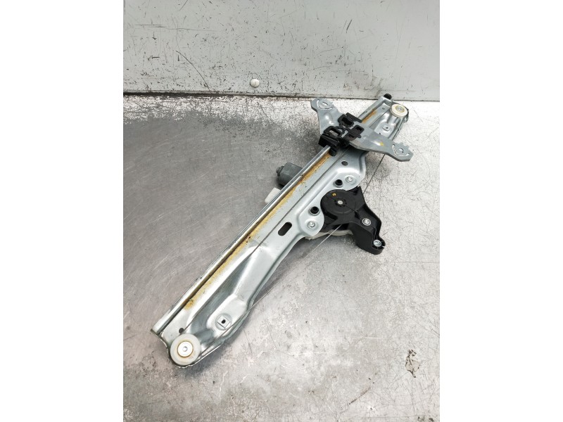 Recambio de elevalunas delantero derecho para nissan qashqai (j11) acenta referencia OEM IAM 80700HV00C C88538302 5P