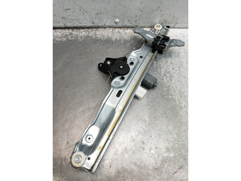 Recambio de elevalunas delantero izquierdo para nissan qashqai (j11) acenta referencia OEM IAM 80701HV00C C88537302 5P