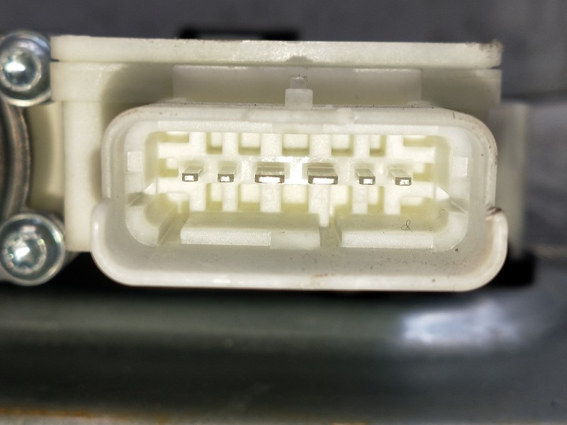 Recambio de elevalunas trasero izquierdo para nissan qashqai (j11) acenta referencia OEM IAM 82701HV00C C88539103 5P