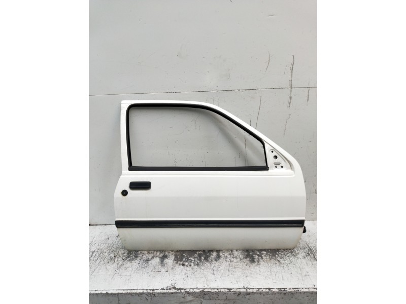 Recambio de puerta delantera izquierda para ford fiesta berl./courier porto referencia OEM IAM   3P