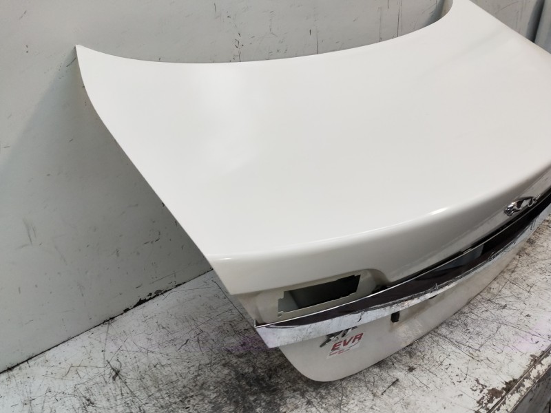 Recambio de tapa maletero para jaguar xf 3.0 v6 diesel grace referencia OEM IAM   