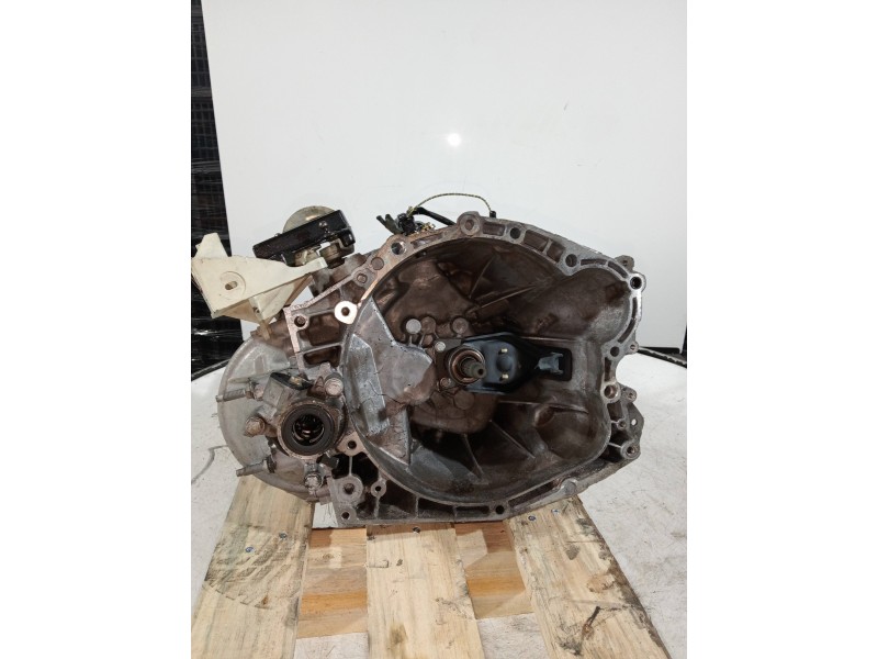 Recambio de caja cambios para peugeot 307 (s1) xr referencia OEM IAM 20DM39 63326342 5V