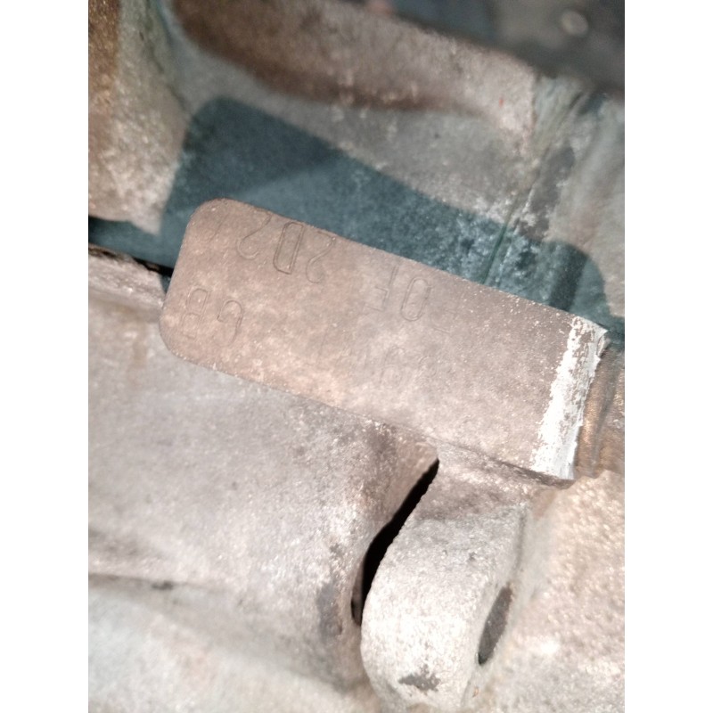 Recambio de caja cambios para ford fiesta berl./courier porto referencia OEM IAM 89WTGB FOB2027 5V