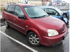 kia carens del año 2004