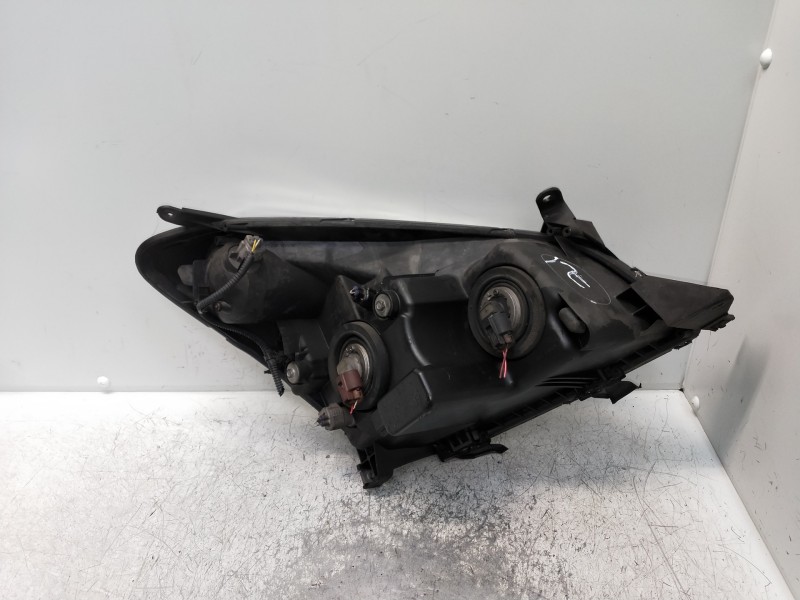 Recambio de faro izquierdo para toyota corolla verso (r1) 2.2 d-4d luna referencia OEM IAM   