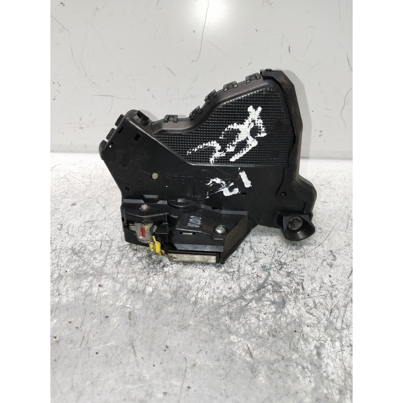 Recambio de motor cierre centralizado delantero izquierdo para toyota corolla verso (r1) 2.2 d-4d luna referencia OEM IAM   
