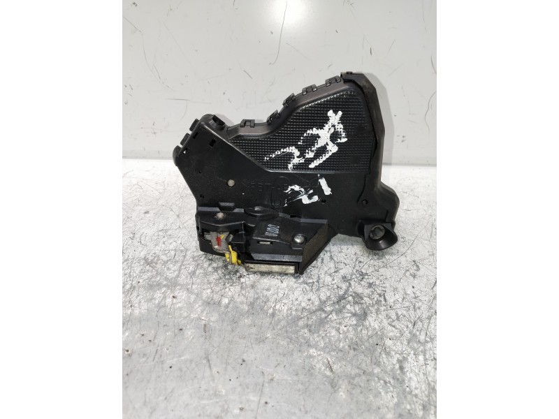 Recambio de motor cierre centralizado delantero izquierdo para toyota corolla verso (r1) 2.2 d-4d luna referencia OEM IAM   