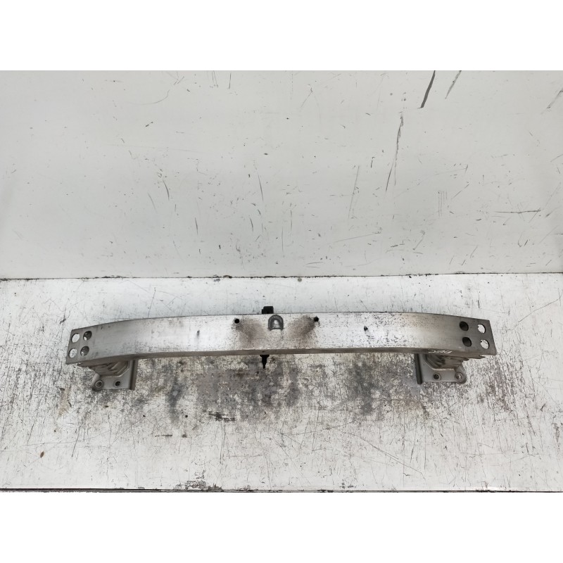 Recambio de refuerzo paragolpes delantero para toyota corolla verso (r1) 2.2 d-4d luna referencia OEM IAM   