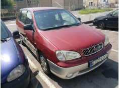 kia carens del año 2000