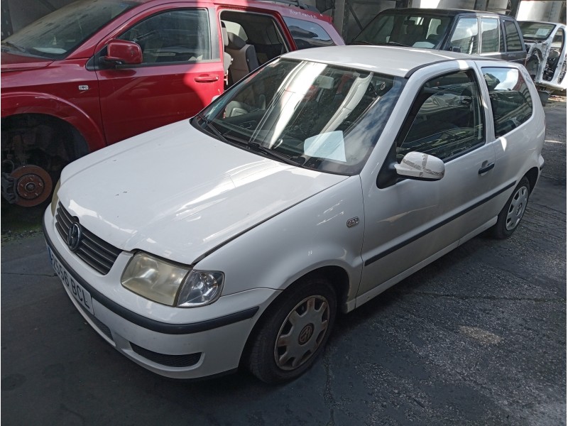 volkswagen polo berlina (6n2) del año 2000