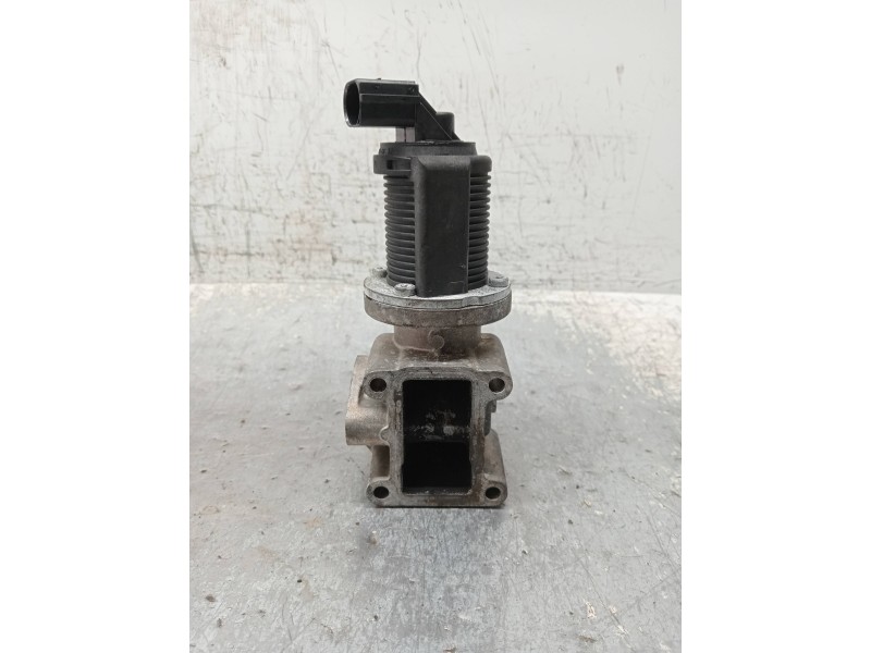 Recambio de valvula egr para saab 9-3 sport hatch 1.9 tid linear sport referencia OEM IAM 55215031  
