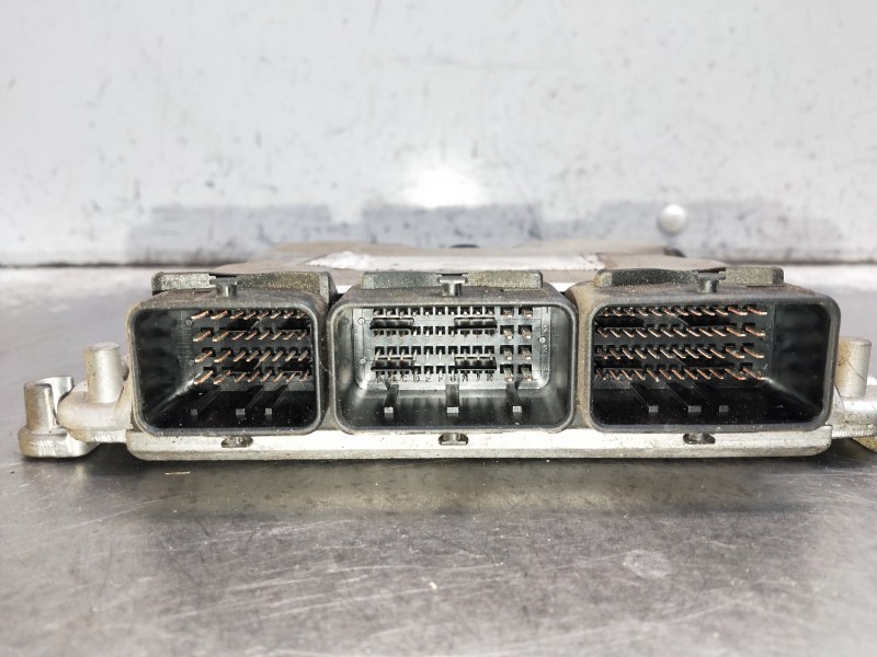 Recambio de centralita motor uce para renault scenic rx4 (ja0) 1.9 dci referencia OEM IAM HOM8200091416 8200197968 0281010980