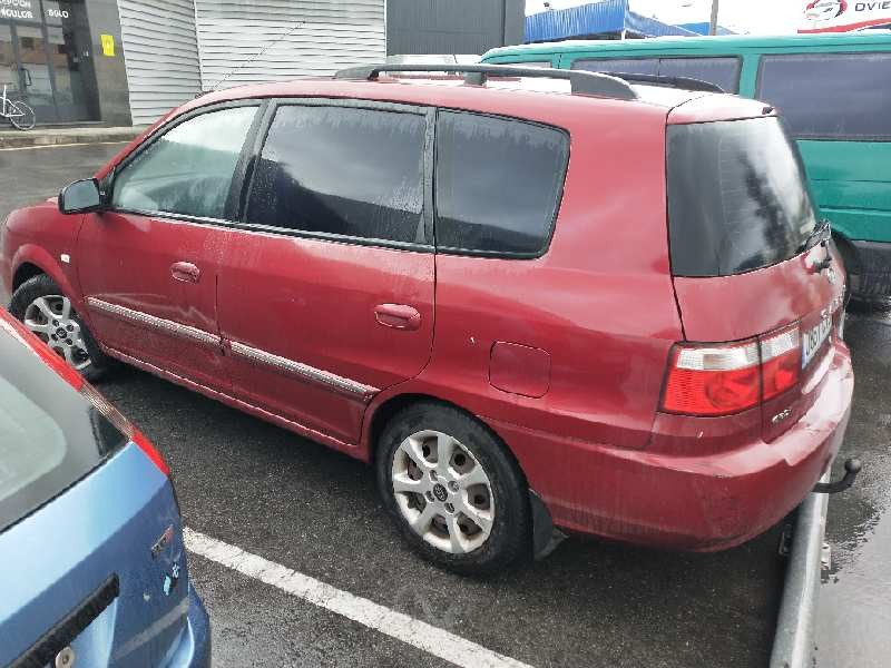 kia carens del año 2004