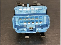 Recambio de mando elevalunas delantero izquierdo para renault megane ii classic berlina confort authentique referencia OEM IAM 1 2