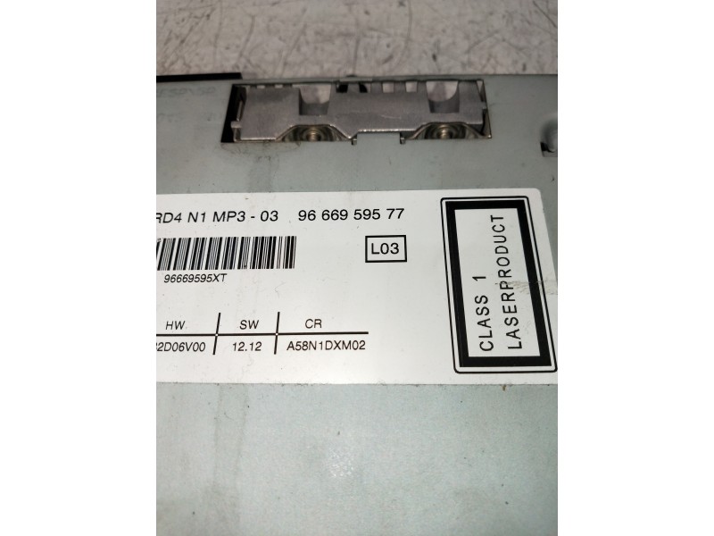 Recambio de sistema audio / radio cd para peugeot 5008 premium referencia OEM IAM 9666959577  