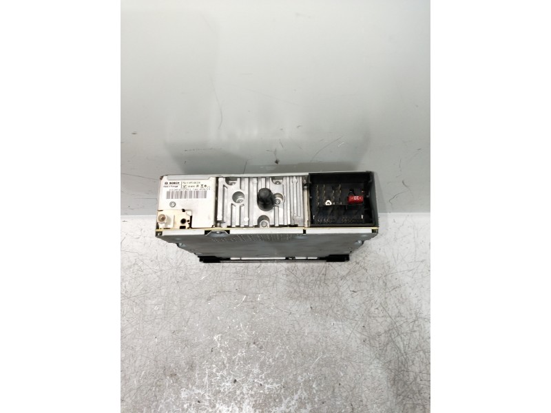 Recambio de sistema audio / radio cd para peugeot 5008 premium referencia OEM IAM 9666959577  