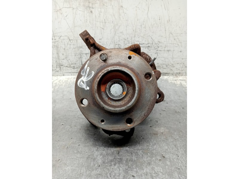 Recambio de mangueta delantera derecha para citroen c3 pluriel 1.6 16v sensodrive referencia OEM IAM   