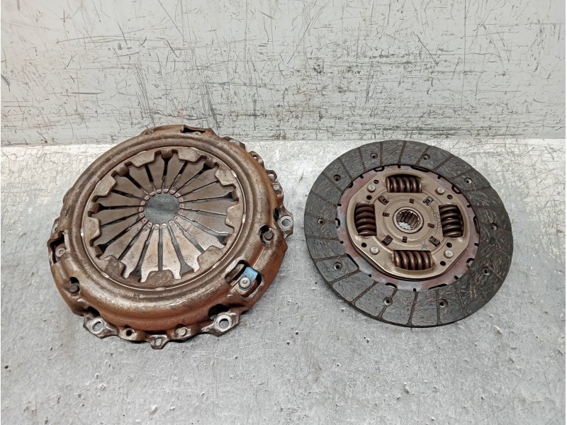 Recambio de kit embrague para citroen c3 pluriel 1.6 16v sensodrive referencia OEM IAM 9645879980 9641689680 