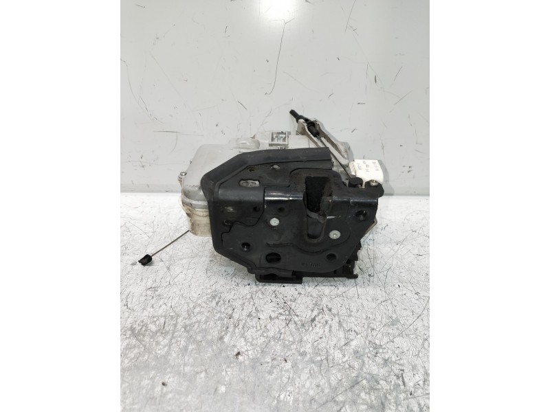 Recambio de motor cierre centralizado delantero izquierdo para seat altea xl (5p5) reference referencia OEM IAM   5P