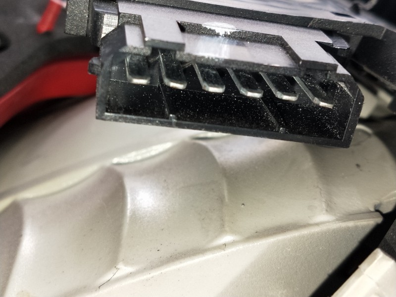 Recambio de piloto trasero izquierdo para audi a4 berlina (b5) 1.9 tdi quattro referencia OEM IAM 289901  