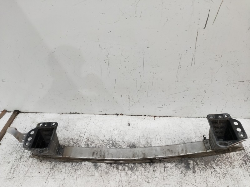 Recambio de refuerzo paragolpes delantero para opel vectra c berlina cosmo referencia OEM IAM   