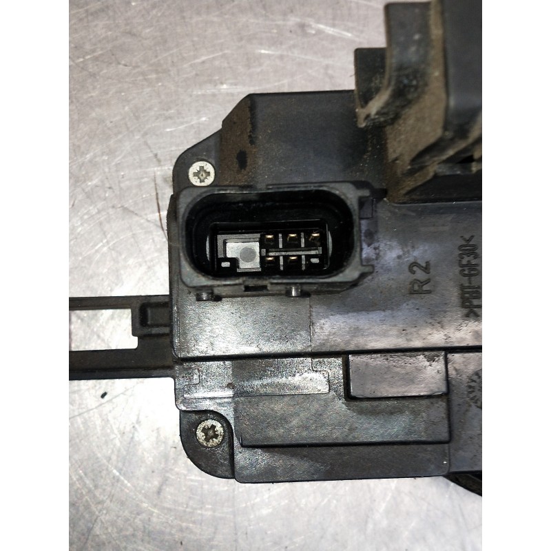 Recambio de motor cierre centralizado delantero derecho para opel vectra c berlina cosmo referencia OEM IAM 13210765  5P