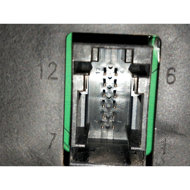 Recambio de cuadro instrumentos para saab 9-3 sport hatch 1.9 tid linear sport referencia OEM IAM P12776075 64902895 