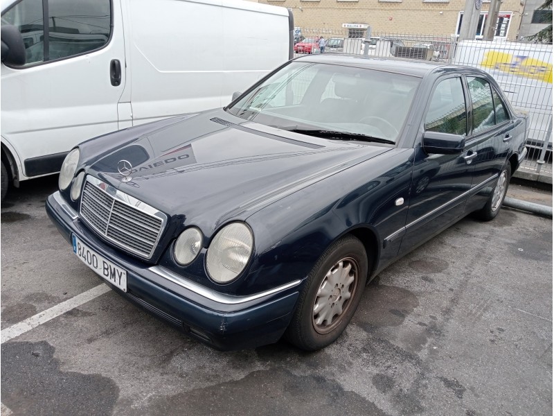 mercedes clase e (w210) berlina diesel del año 2001