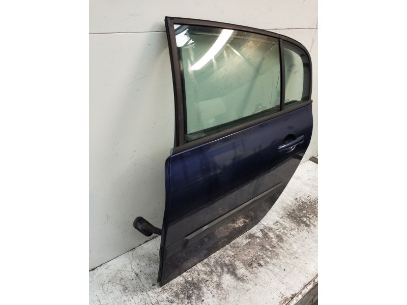 Recambio de puerta trasera izquierda para renault megane ii classic berlina confort authentique referencia OEM IAM   4P
