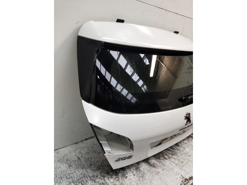 Recambio de porton trasero para peugeot 308 allure referencia OEM IAM   