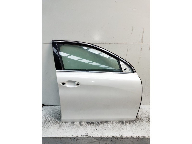 Recambio de puerta delantera derecha para peugeot 308 allure referencia OEM IAM   5P