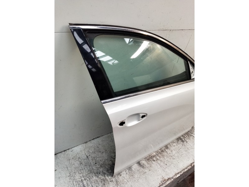 Recambio de puerta delantera derecha para peugeot 308 allure referencia OEM IAM   5P