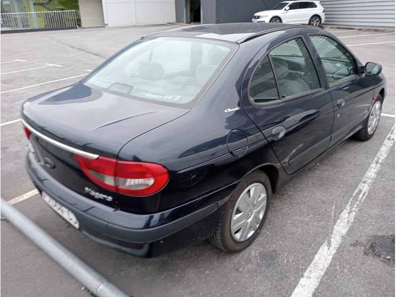 renault megane i fase 2 classic (la..) del año 2000