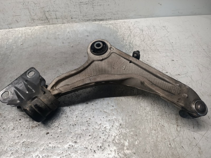 Recambio de brazo suspension inferior delantero izquierdo para ford mondeo lim. hybrid vignale referencia OEM IAM 060378G  