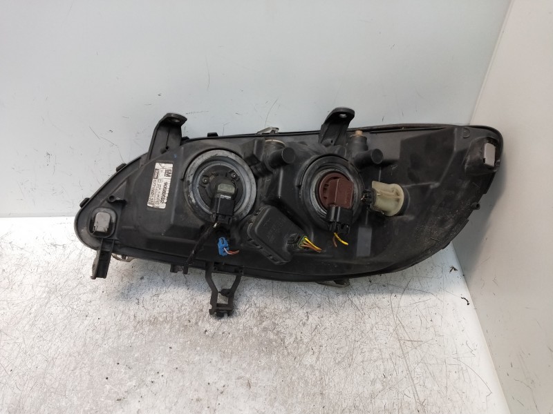 Recambio de faro derecho para opel zafira a club referencia OEM IAM 90582022  