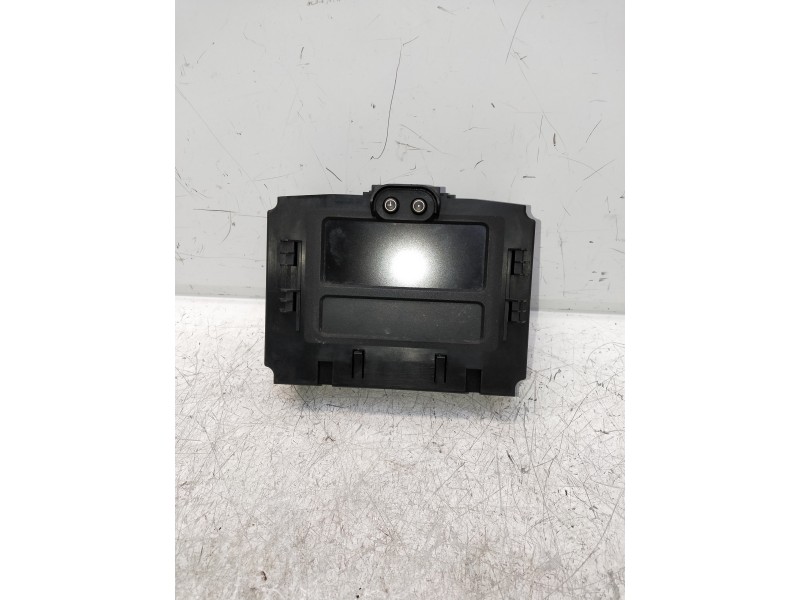 Recambio de pantalla multifuncion para opel zafira a club referencia OEM IAM 090589755  