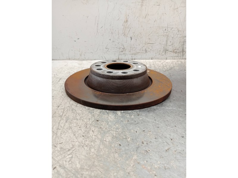 Recambio de disco freno trasero para skoda superb combi (3t5) 2.0 tdi dpf referencia OEM IAM   
