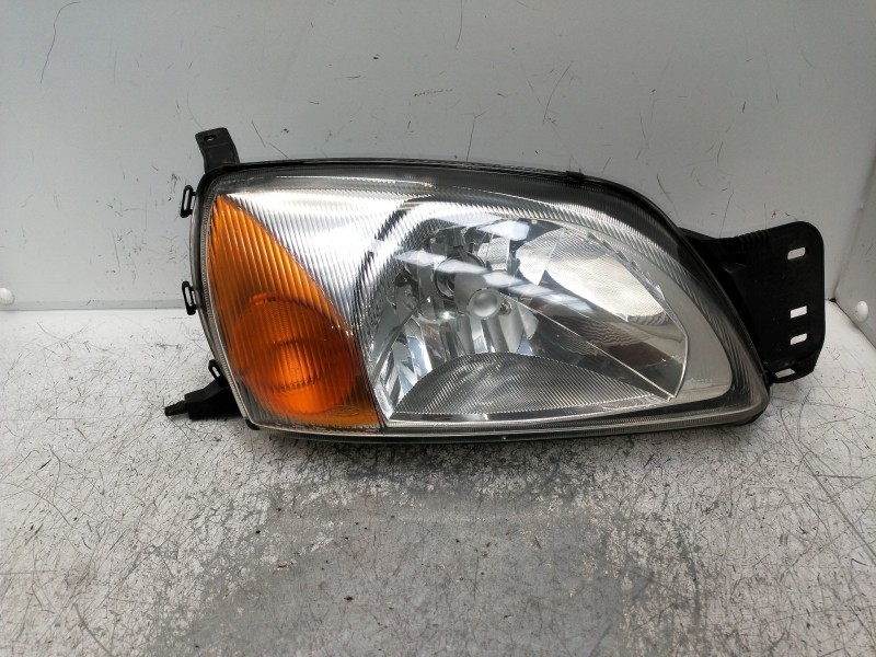 Recambio de faro derecho para ford fiesta berlina (dx) básico referencia OEM IAM 0301173304  